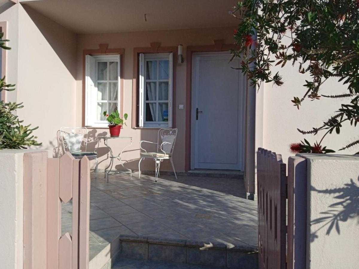 Andros Lighthouse Apartments Mesaria  Eksteriør billede